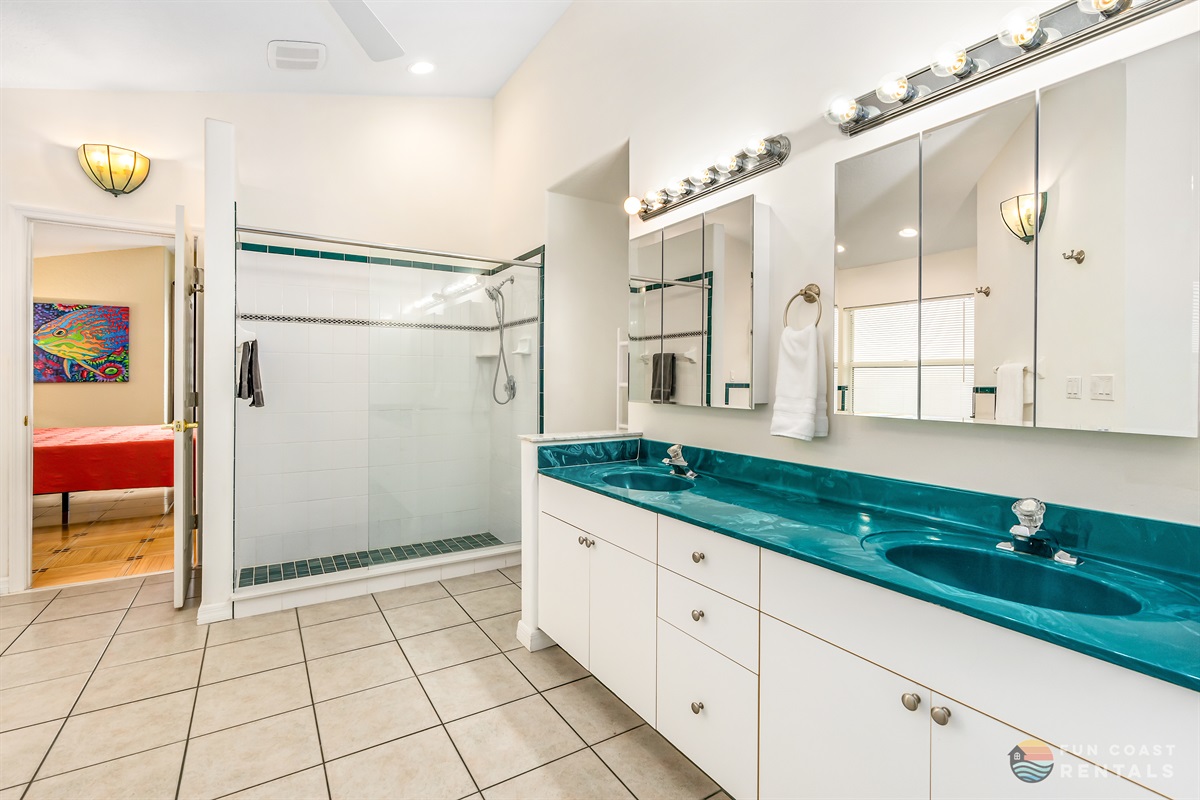 Master Jack and Jill Bathroom