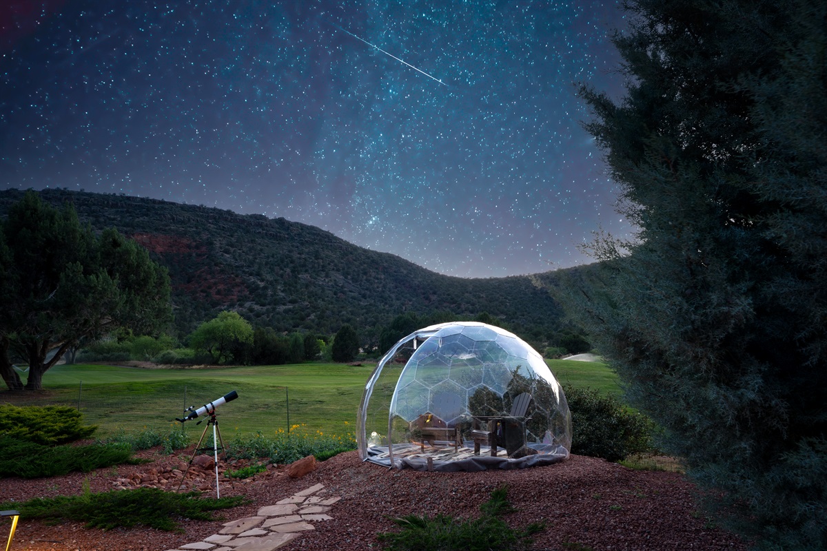 Experience Sedona's world-renowned Dark Sky. Our private stargazing geo-dome offers an unforgettable, luxurious night under a canopy of stars.
