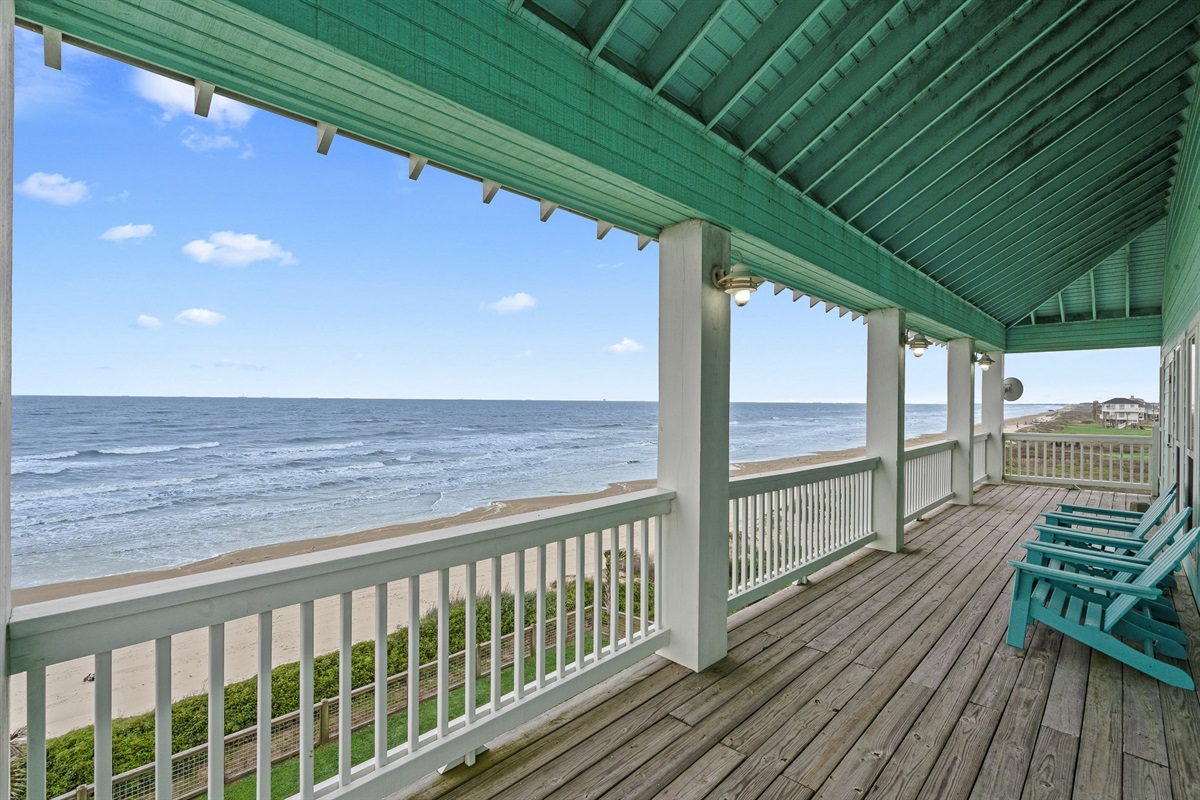 6165ed470a284d31bb3431caaecb591a Large | Beachhouse | Texas | TX | Vacation Homes | Galveston | Crystal Beach | Kokomo | Breezy Days | Beachfront Elegance | Sunrise Serenity | Southern Sands Property Management, LLC