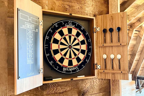 Barn/ Game area 