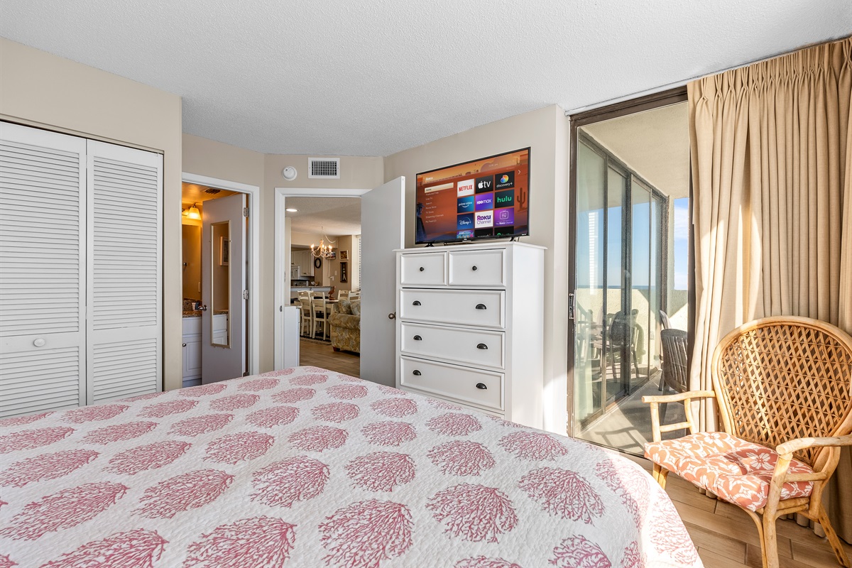 Elegant Master Bedroom with a Plush King Bed