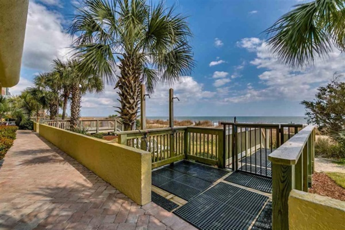 Compass Cove Resort