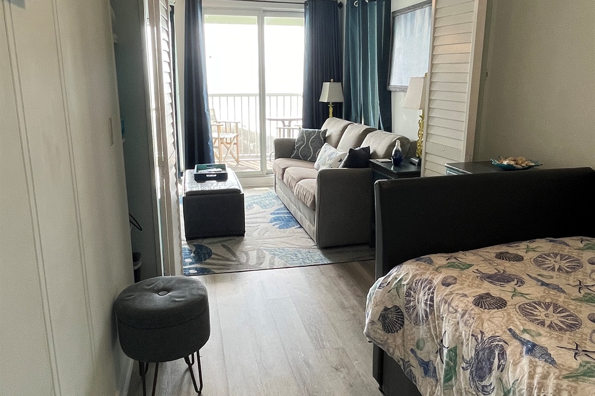 Guest Bedroom to Living room