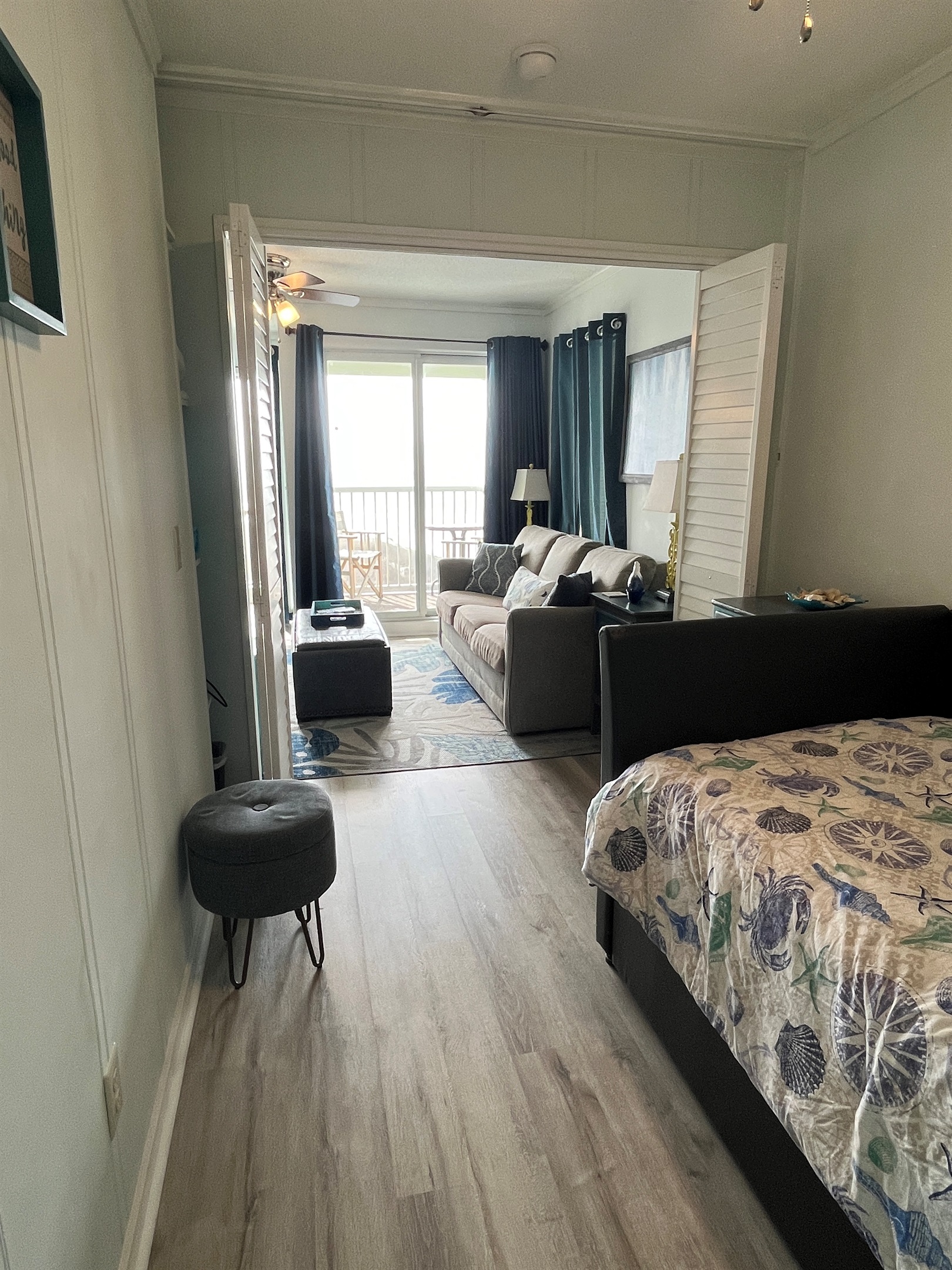 Guest Bedroom to Living room