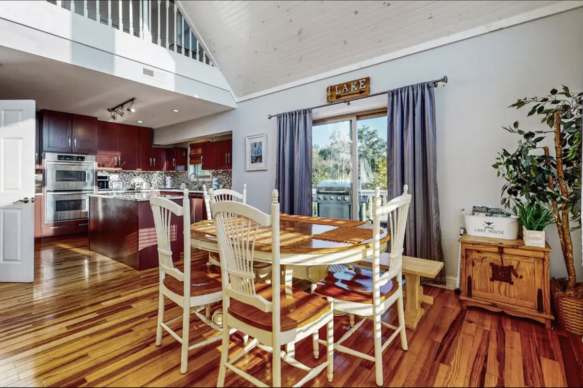 Open concept Dining