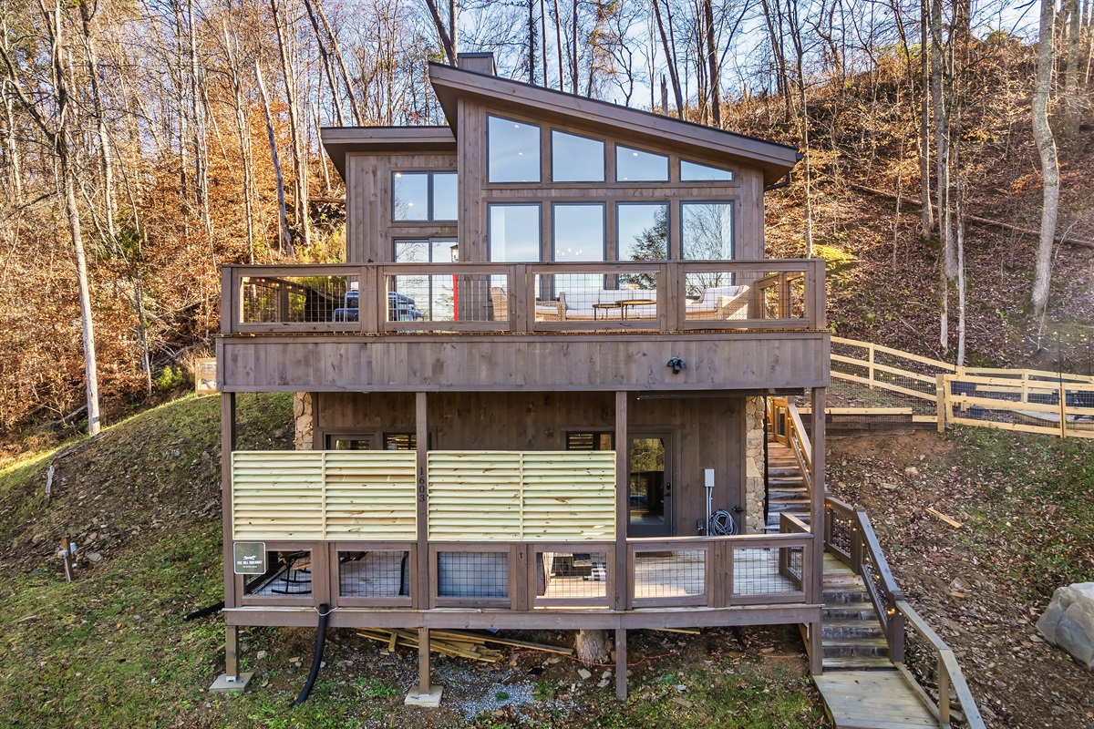 2025 Updates! Fenced backyard space! Gas grill! Privacy screens! Take a look inside of Fox Hill Hideaway