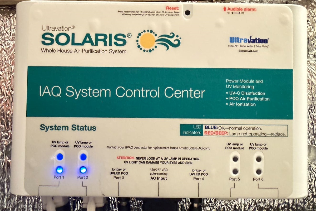 ❄️️ Brand-new HVAC + whole-home air purification (Ultravation SOLARIS® IAQ). As the system runs, it uses  UV-C +  PCO + ionization to help reduce  odors/VOCs and airborne particles—supporting a  fresher, cleaner indoor stay.