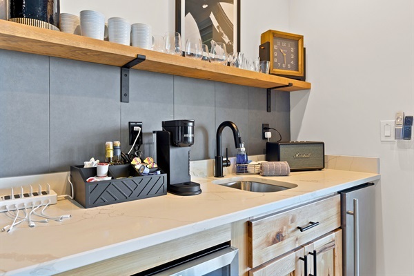 A blend of modern amenities and classic comforts, perfect for a cozy coffee break or a quick snack.