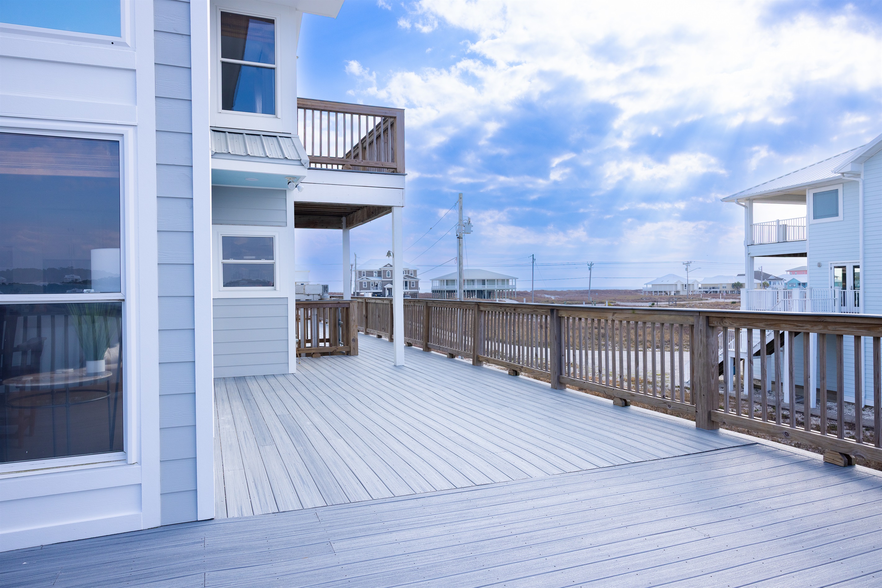 West facing dock with Lagoon and Gulf Views. Gulf Beach access across the street. Cargo lift for convenience