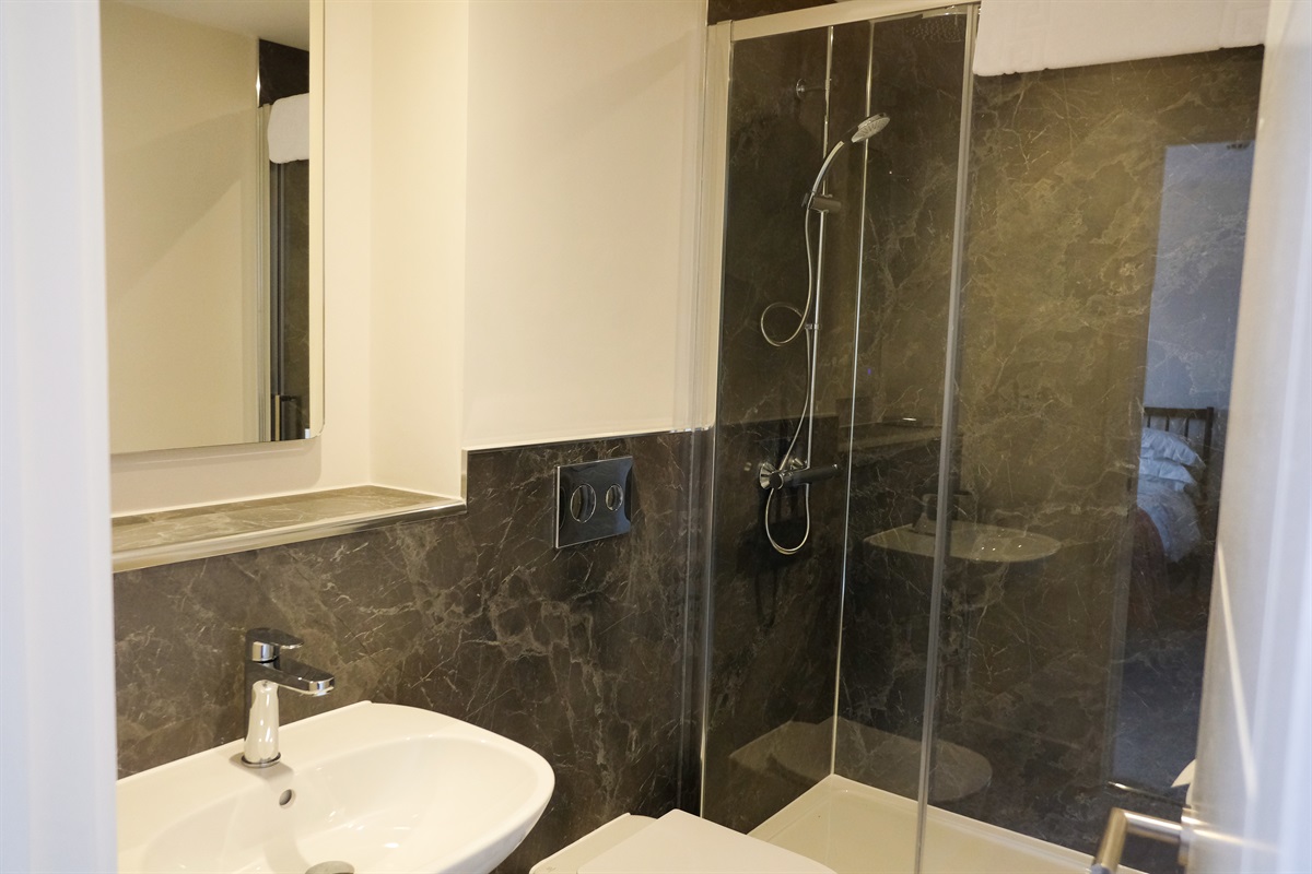 En suite