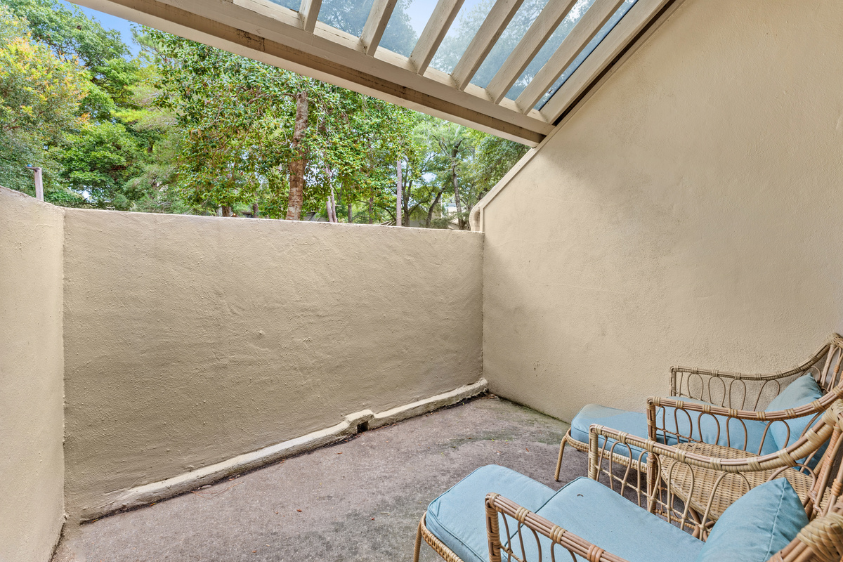 Private covered patio - off 2nd bedroom 