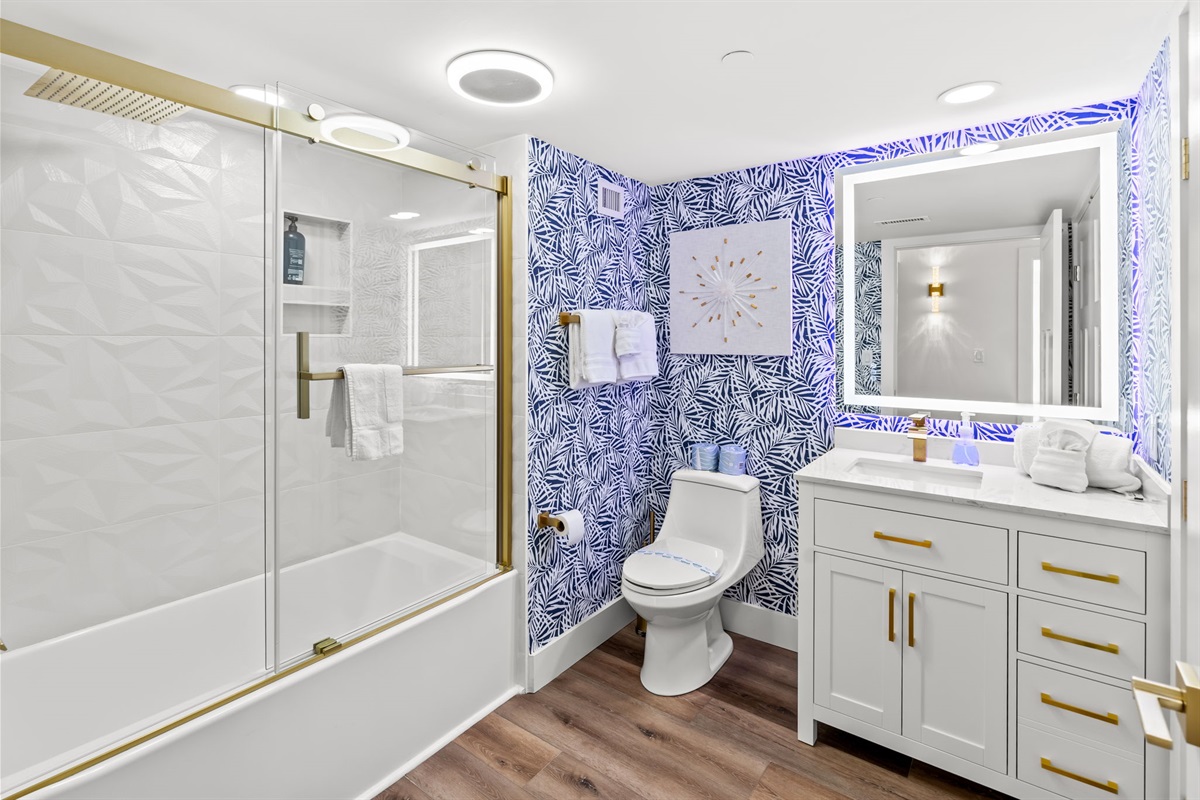 2nd Bathroom