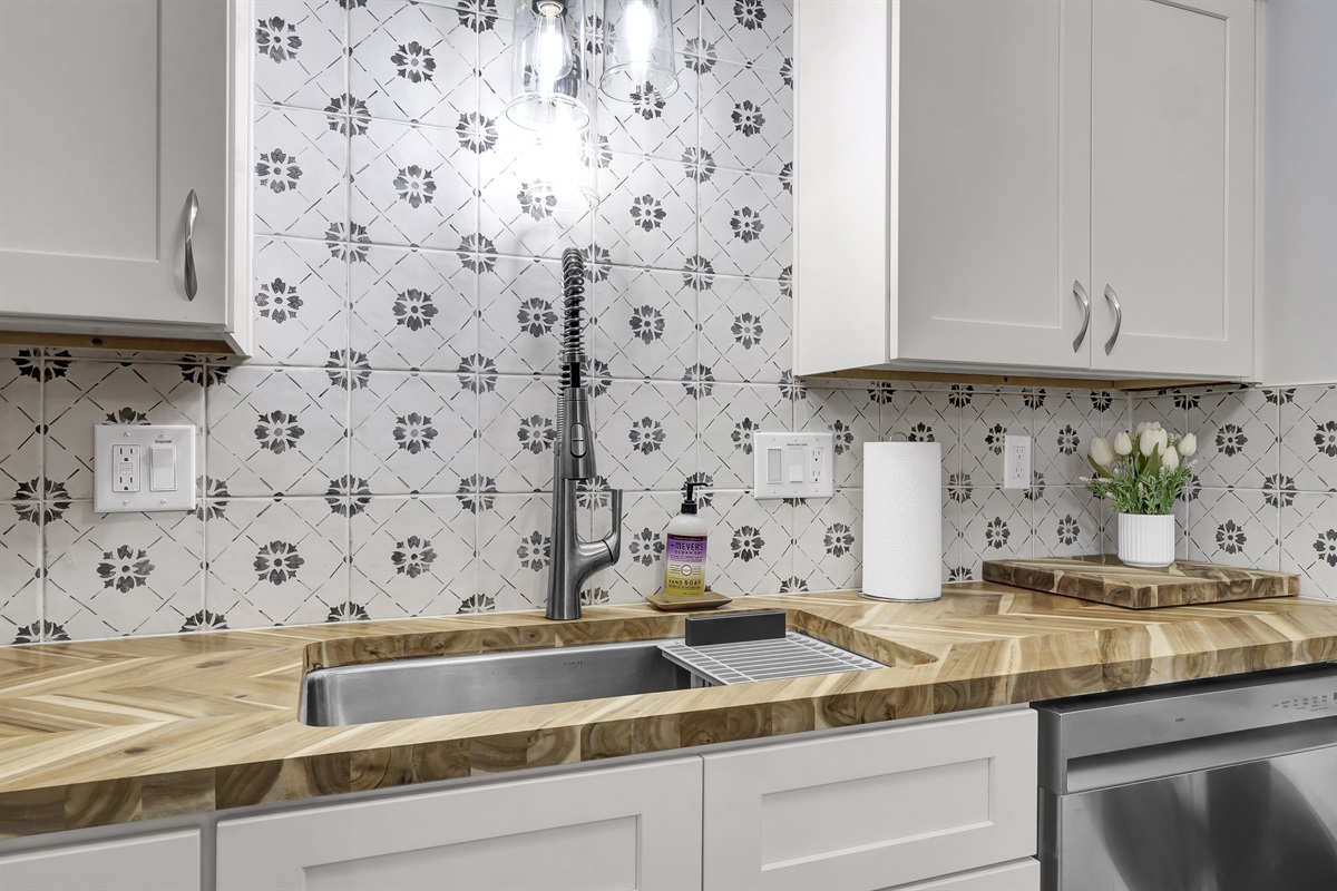 Stunningly modernized and fully renovated gourmet kitchen.