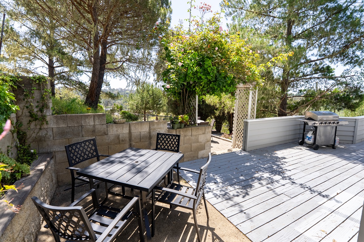 A serene setting for laid-back meals.