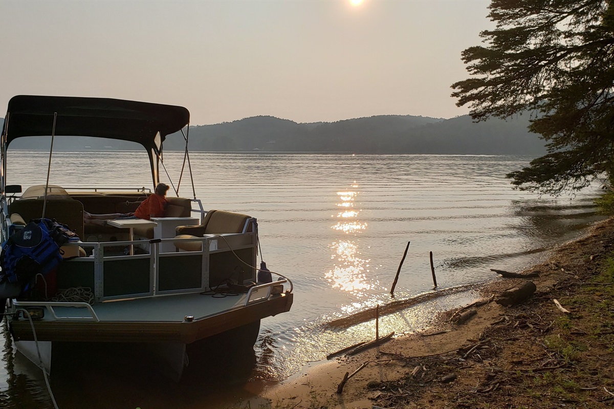 Watts Bar Lake tours are available directly from your host!