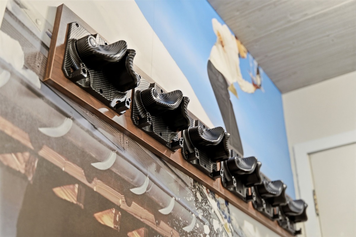 Walk in, hang all your gear on high quality hooks, and actually know where your stuff is when you race out for first chair.