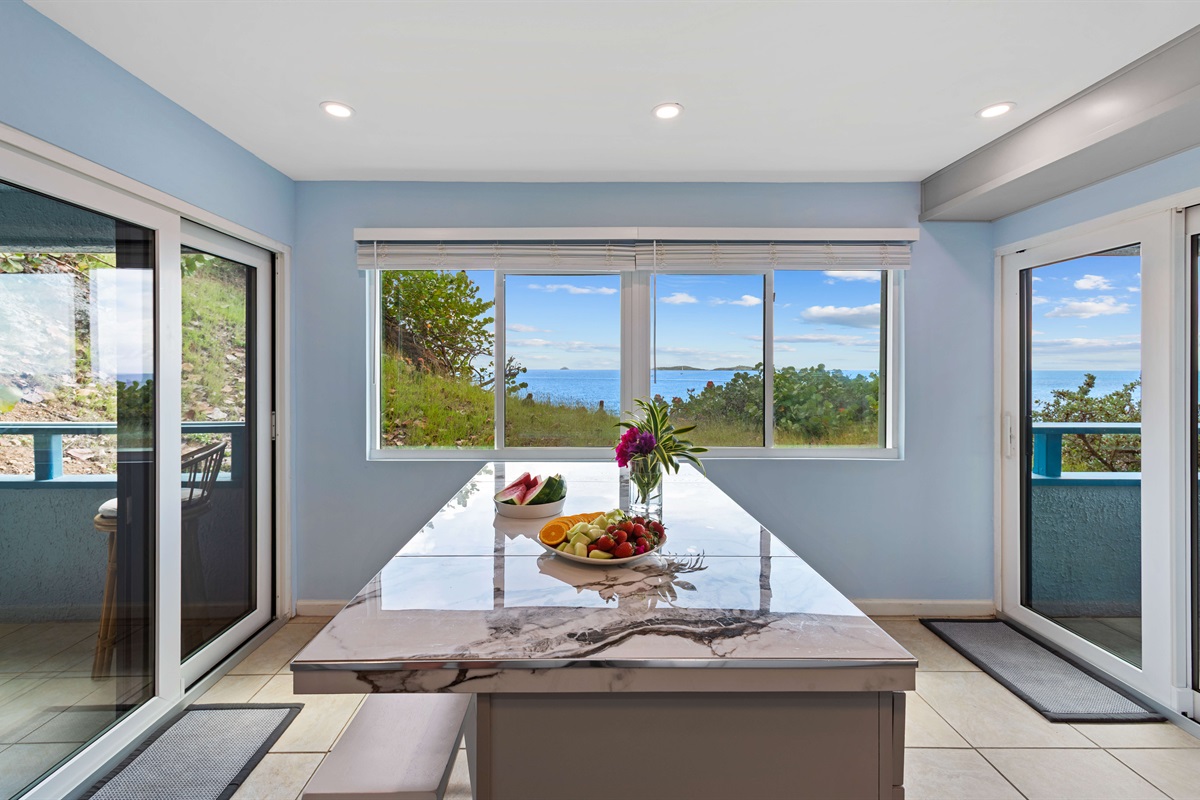 The island is a great place to have breakfast before heading to the pool