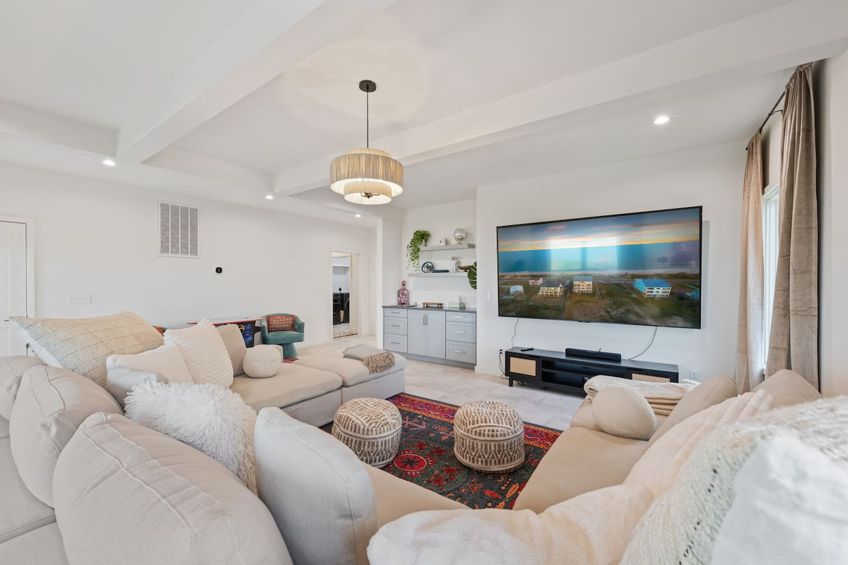 Theme Room