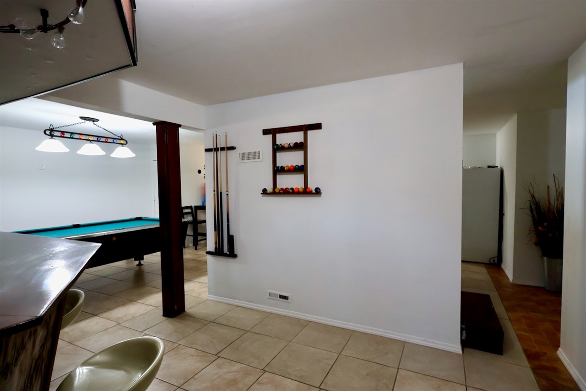 Lots of seating area, Connect4, AirHockey, Pool Table, Bar Area.