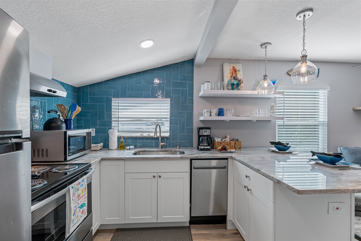 Have the best memories with your loved ones while having the best meals prepared in this beautiful kitchen that has everything that you need! Book this property now!