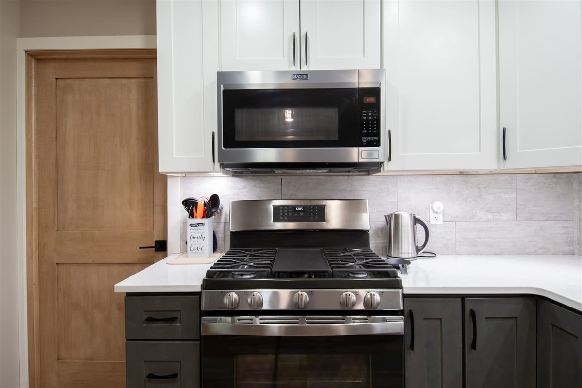 Microwave and convection oven. Exhaust fan vents to outdoors.