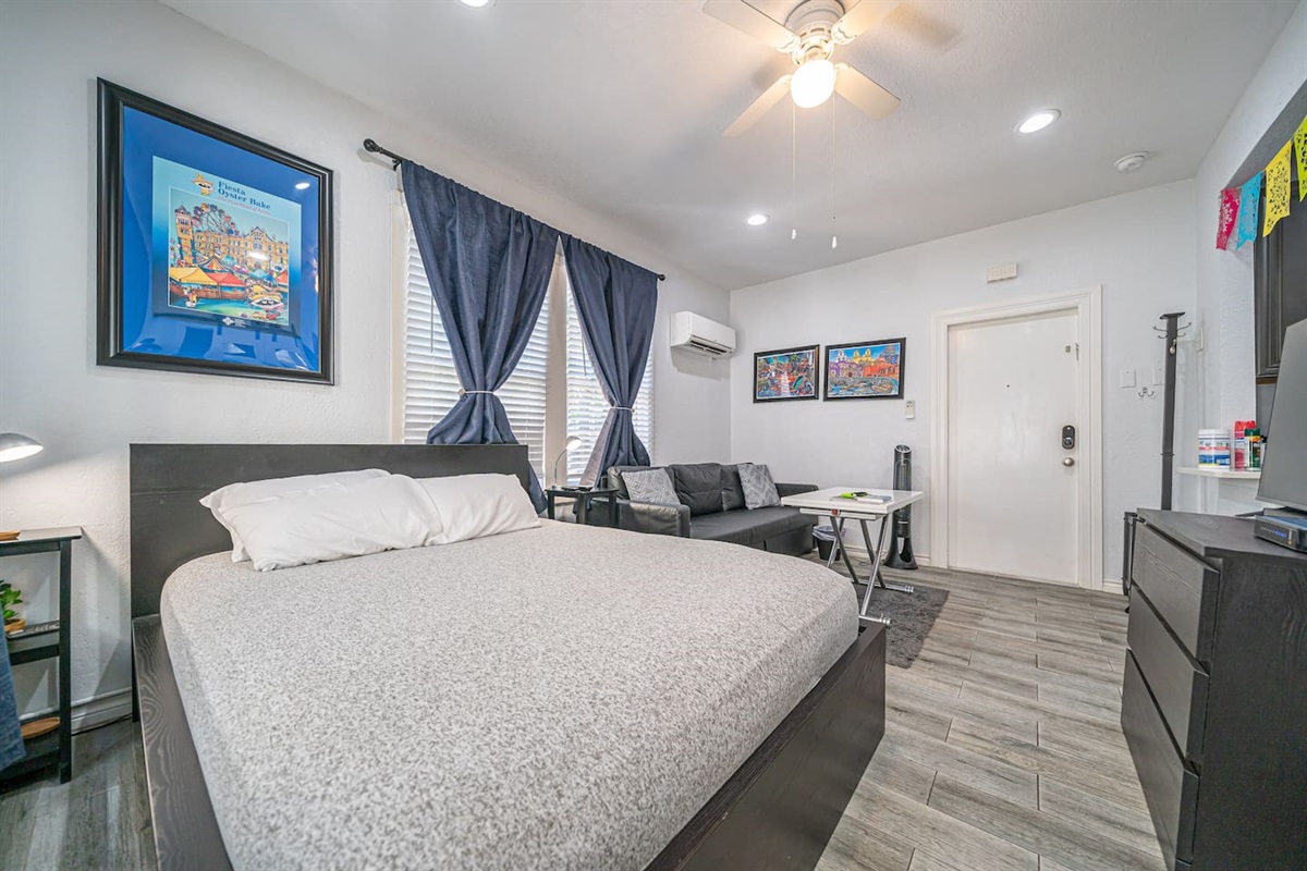 Queen Bed