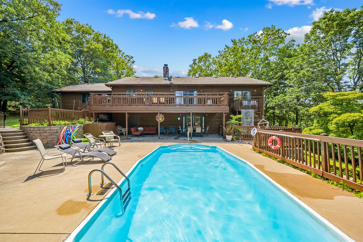 Paradise with a Pool