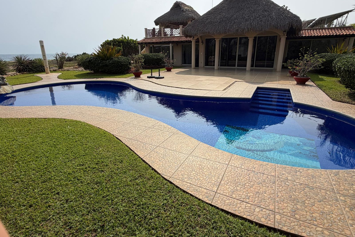 Private Pool