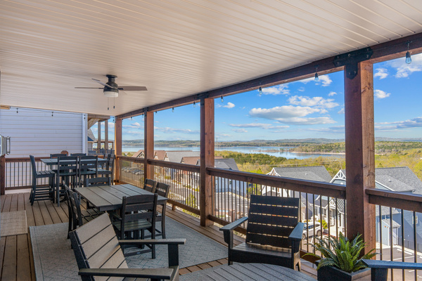 Upper deck. Gather and soak in the incredible views.