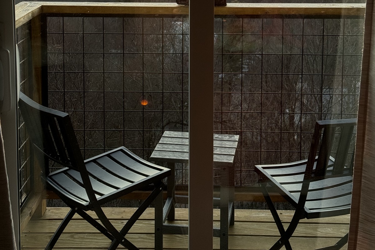 This private patio / balcony is on the top level of the home, and is only accessed through the View Queen Bedroom. The most spectacular long range, layered & panoramic mountain & valley views are from this deck! Be nice & share that view! 😉
