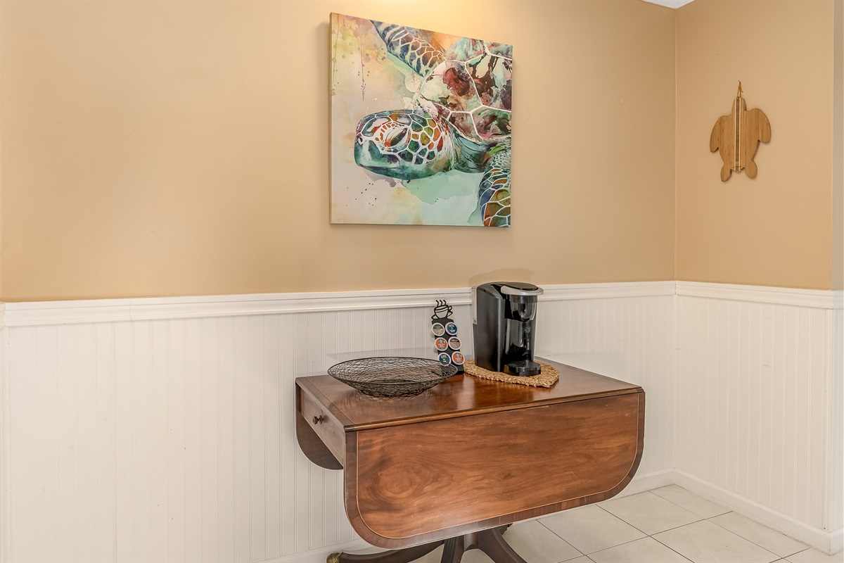 Coffee Bar with Keurig K-Cup Machine