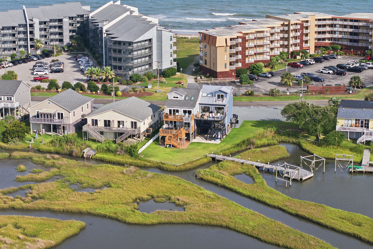 Perfectly positioned between the beach and the sound.
