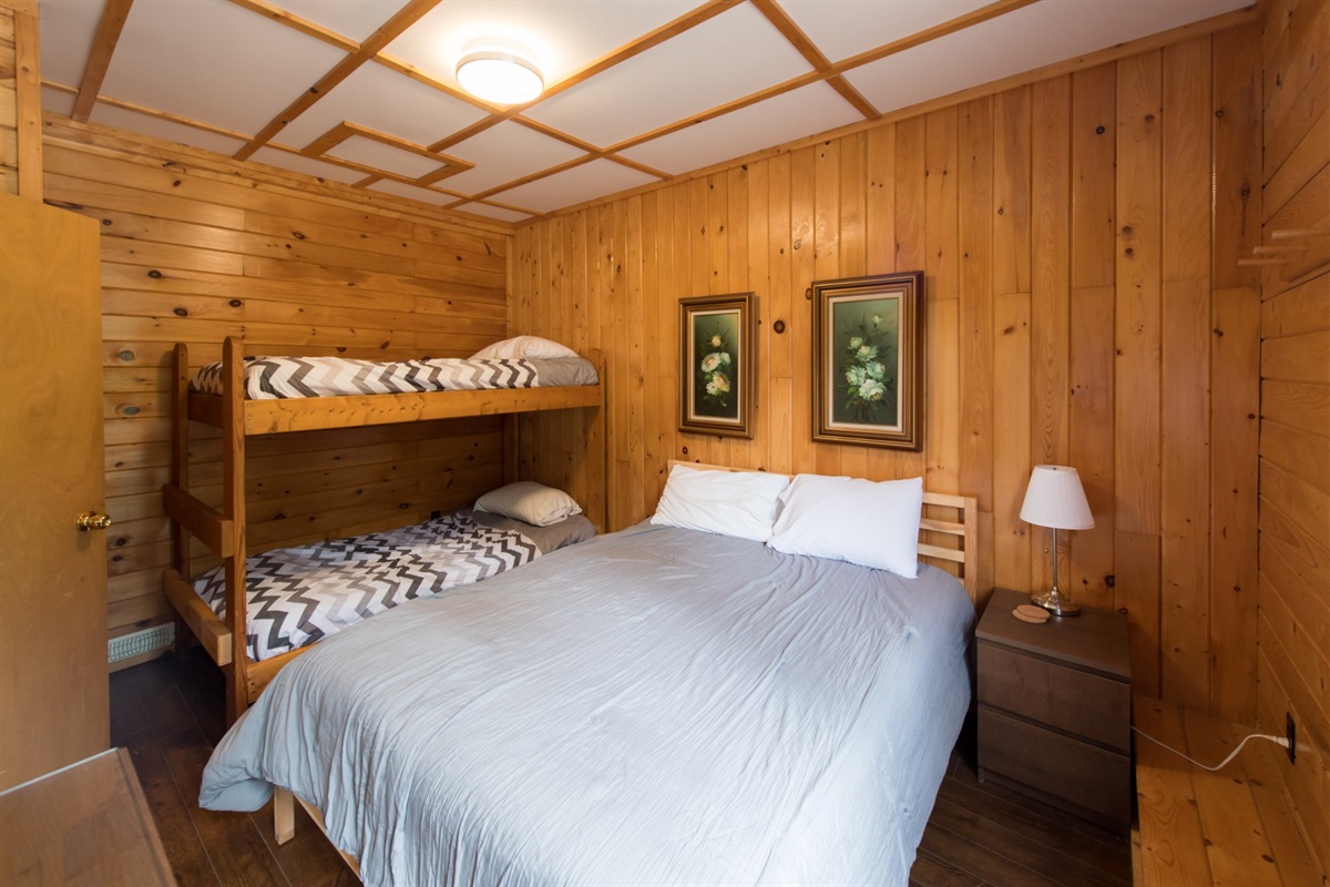 Bedroom1 in Cottage 1