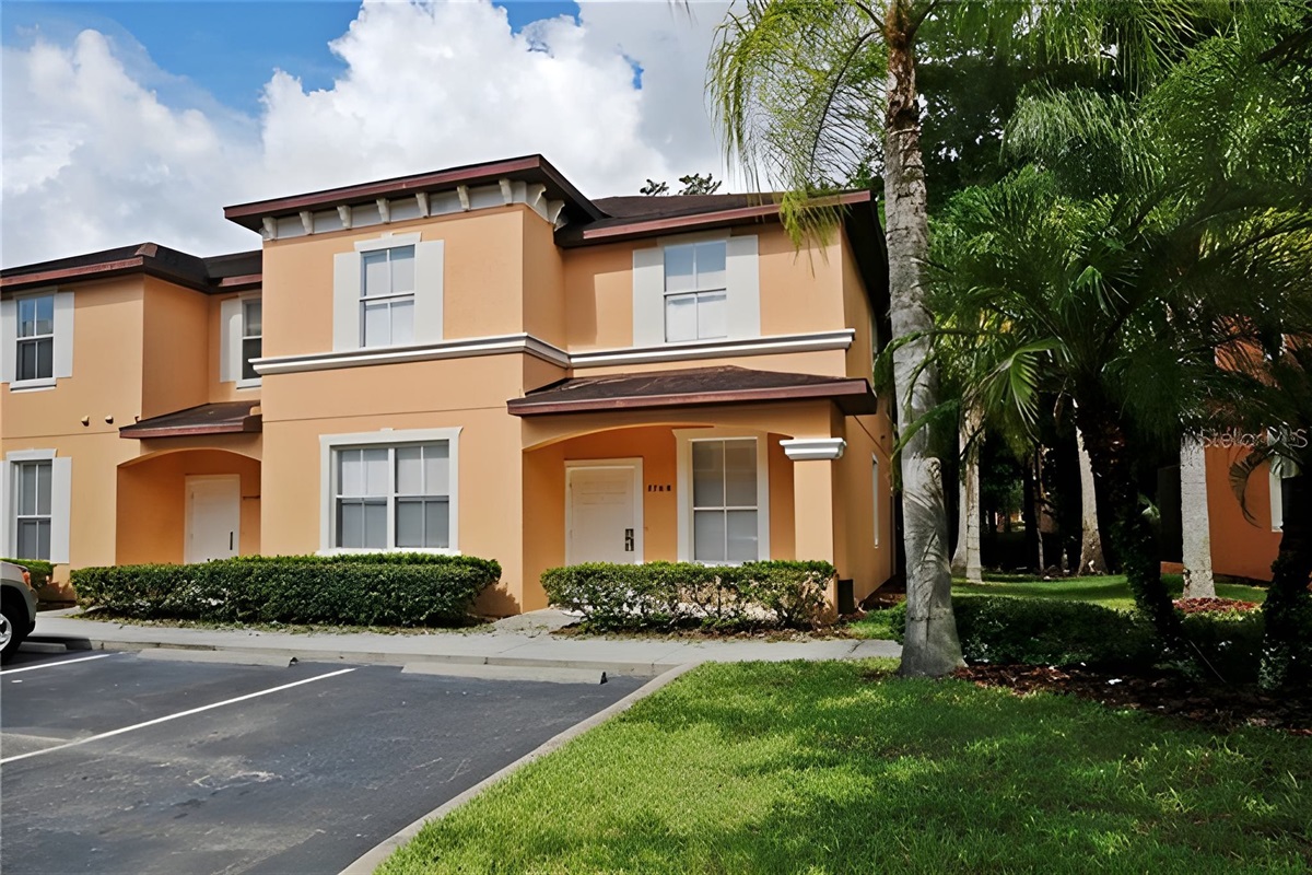 Our vacation home is a corner unit, more spacious and with a lovely open view and parking spots at your front door