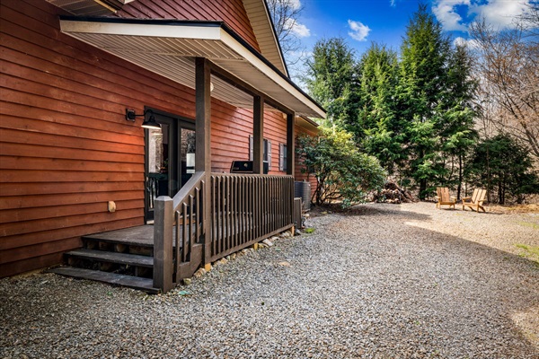 Private entrance with keypad—arrive on your schedule with easy, secure access using your own unique code.