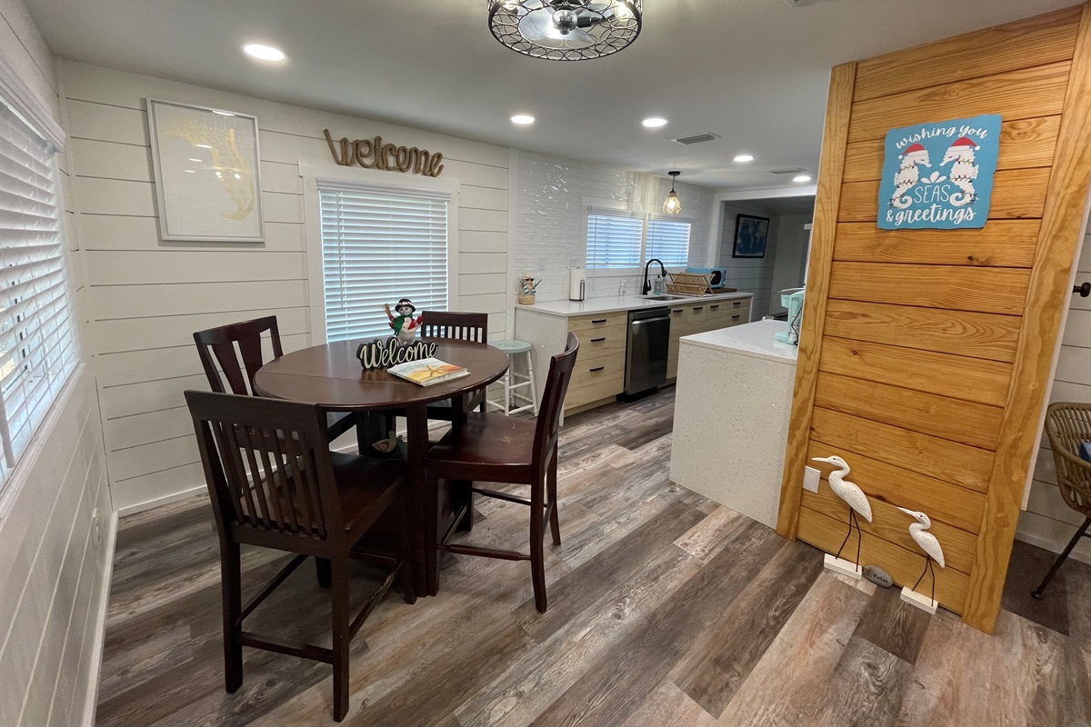 Dining area next to the kitchen