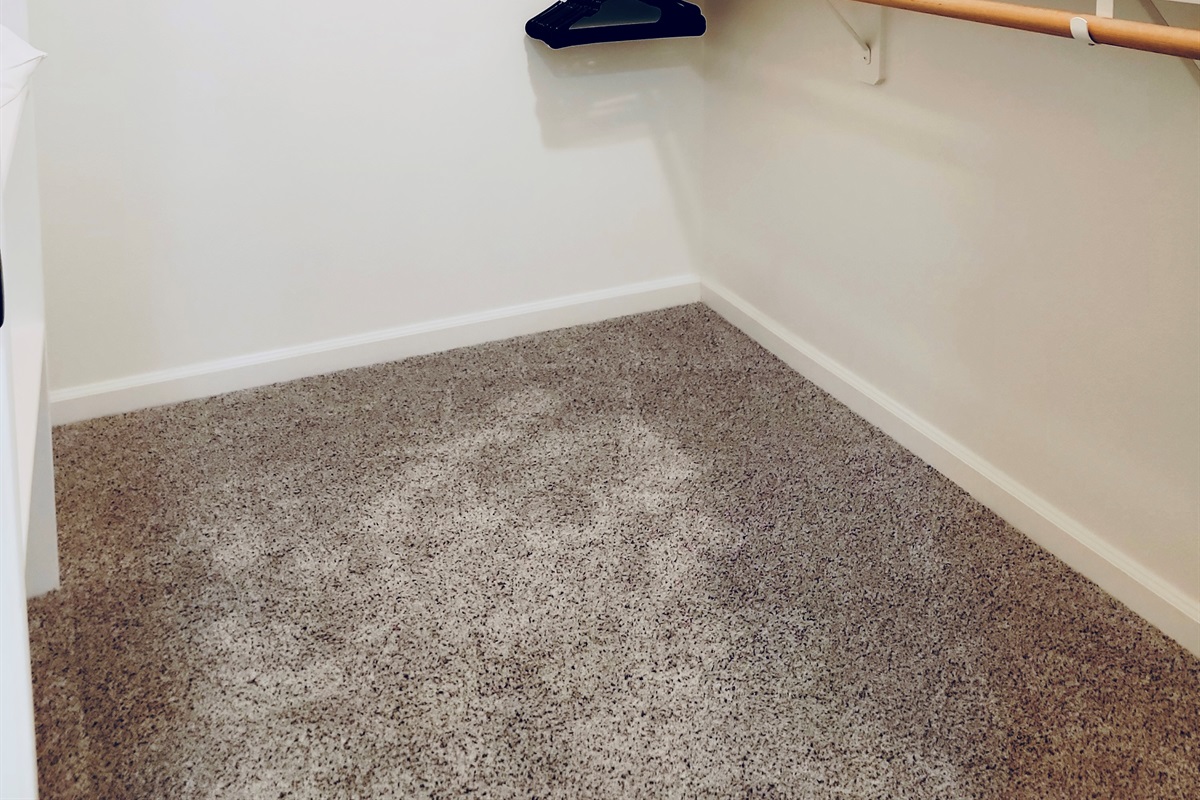 Walk in closet