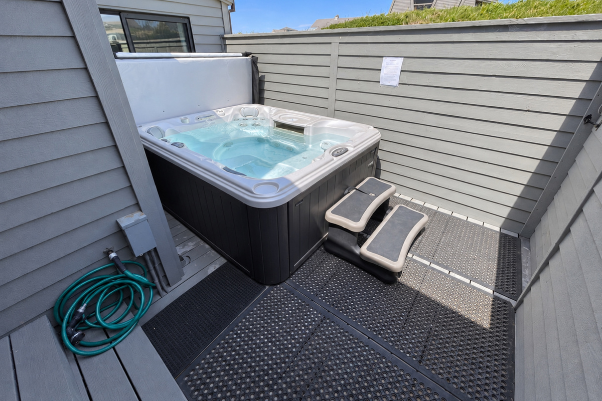 Hot Tub deck off kitchen sliding glass door