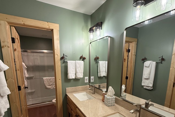 Upstairs Hall Bathroom