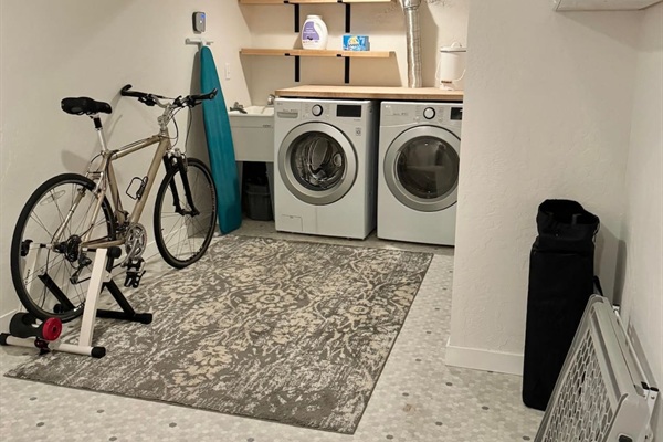 In the basement laundry room you will find the baby gate and pack 'n play portable crib. Guest have full access to washer/dryer during their stay!