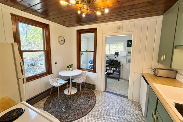 Kitchen - Table for 2