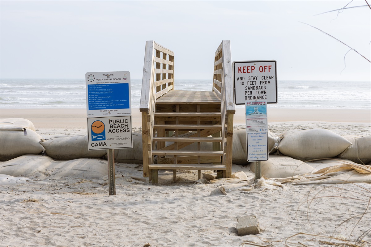 0.3 miles to nearest public beach access