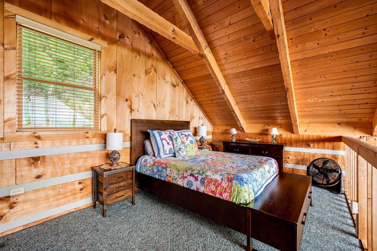 Upstairs Queen Bed