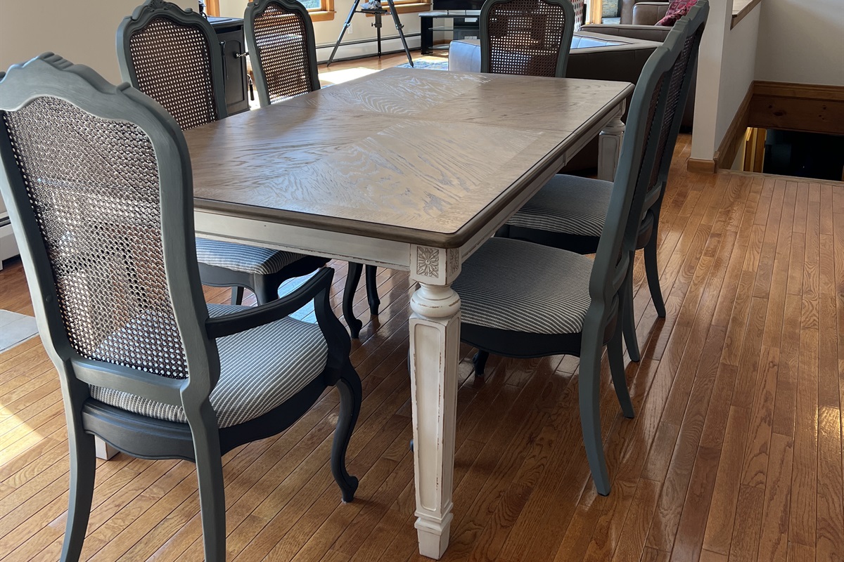 Dining room into living room