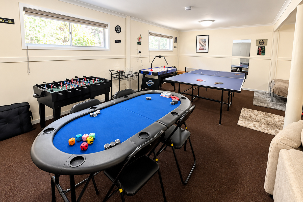 Bring everyone together in the games room at Carlenes Getaway, packed with entertainment including a poker table, table tennis, foosball and air hockey.