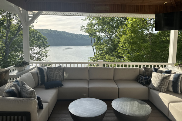 Gather with family and friends on the oversized sectional overlooking Norris Lake.  Relax with some TV