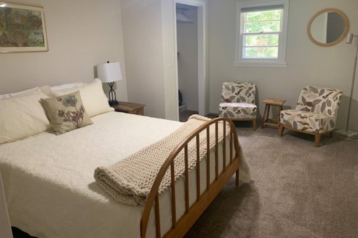 Queen Room