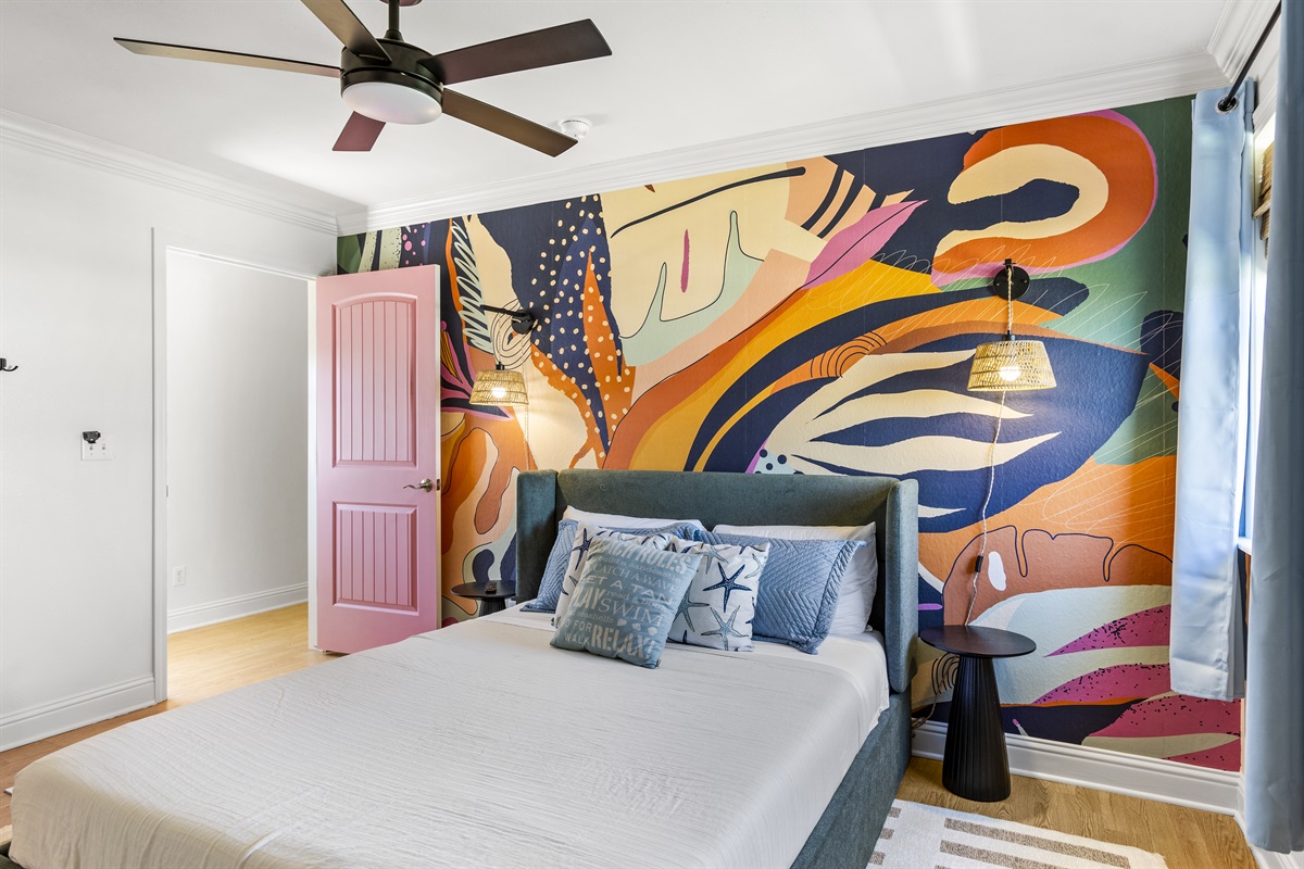 Queen Bedroom