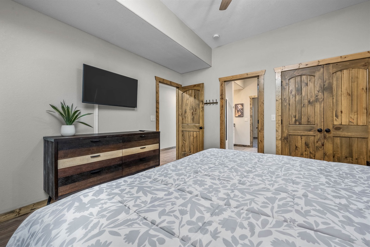 Lower level King bedroom #3 with Jack and Jill bathroom