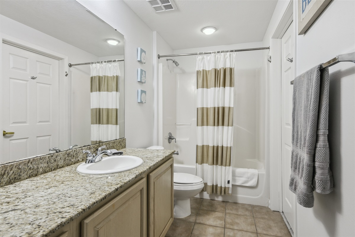 Bedroom 2/hall bathroom.